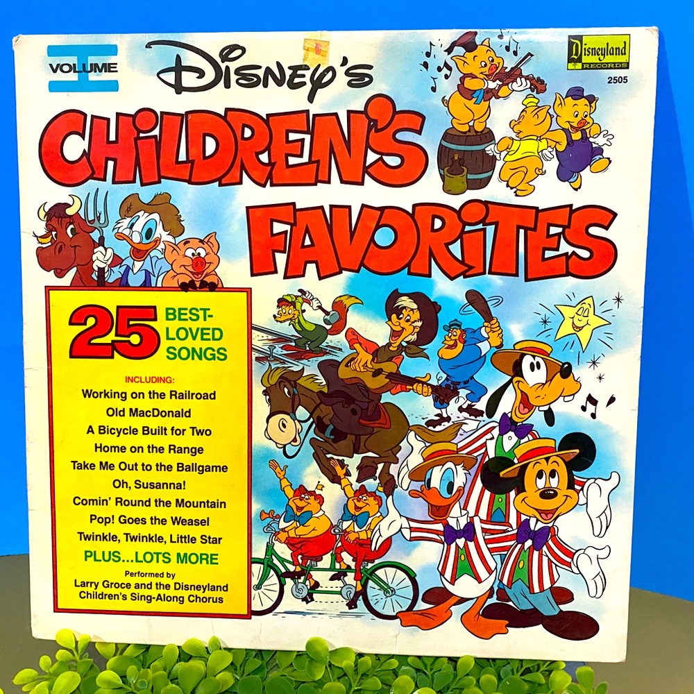 DISNEY’S CHILDREN’S FAVORiTES VTG 1979 VINYL DISNEYLAND RECORD 2505 (25) SONGS